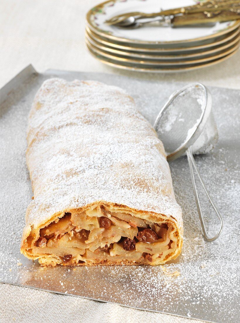 Apple strudel