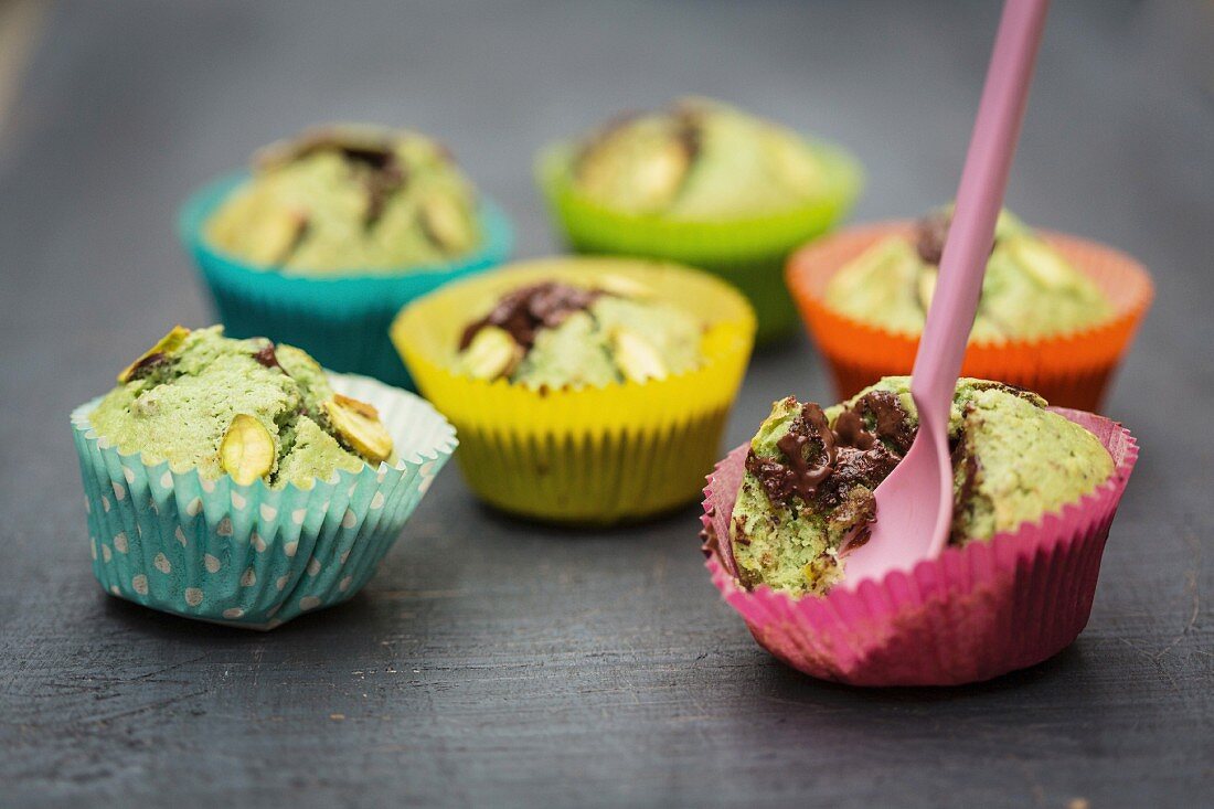 Pistachio muffins filled with chocolate