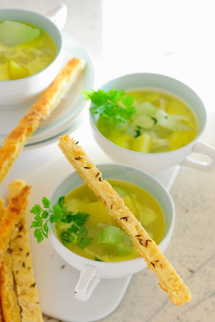 Kohlrabi and chervil soup