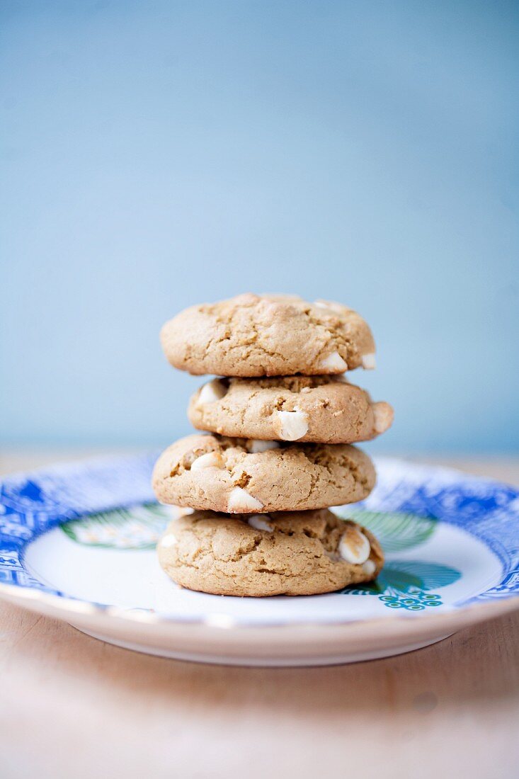 A stack of nut cookies