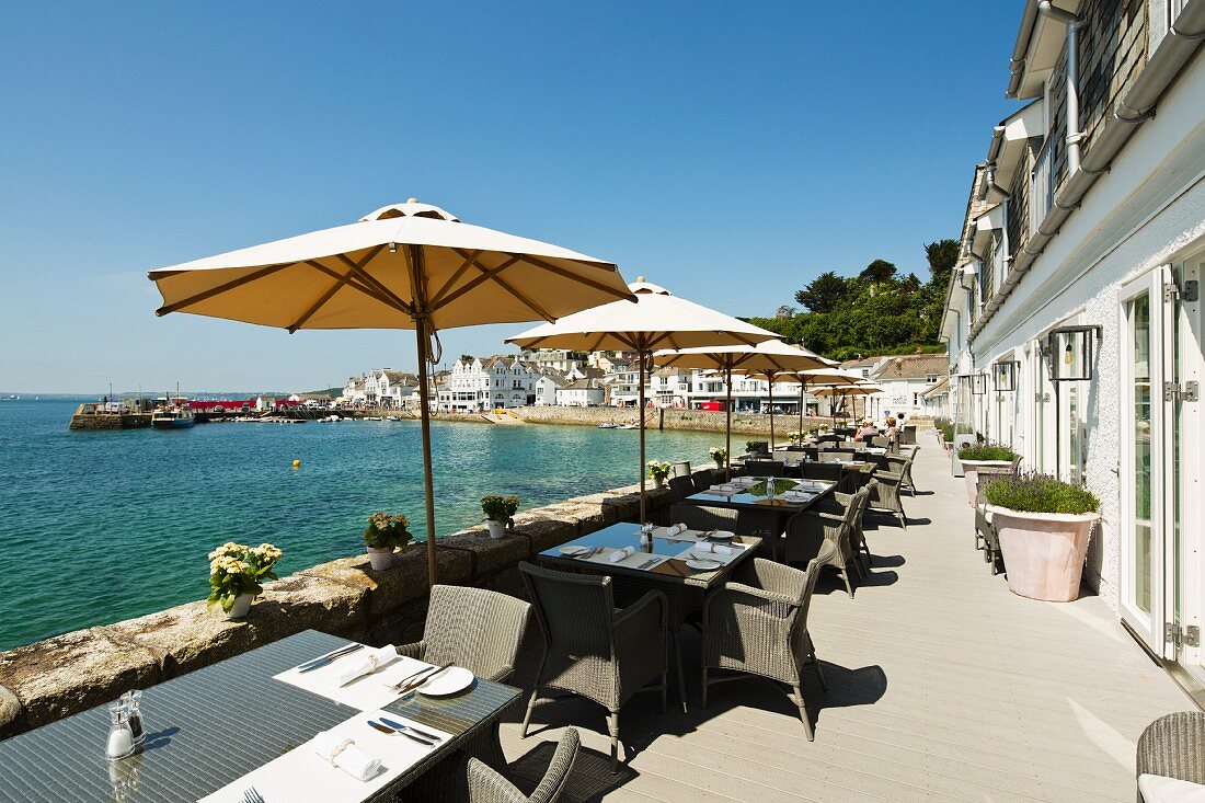 The terrace of The Idle Rock hotel in St. Mawes with a seaview (Cornwall, England)