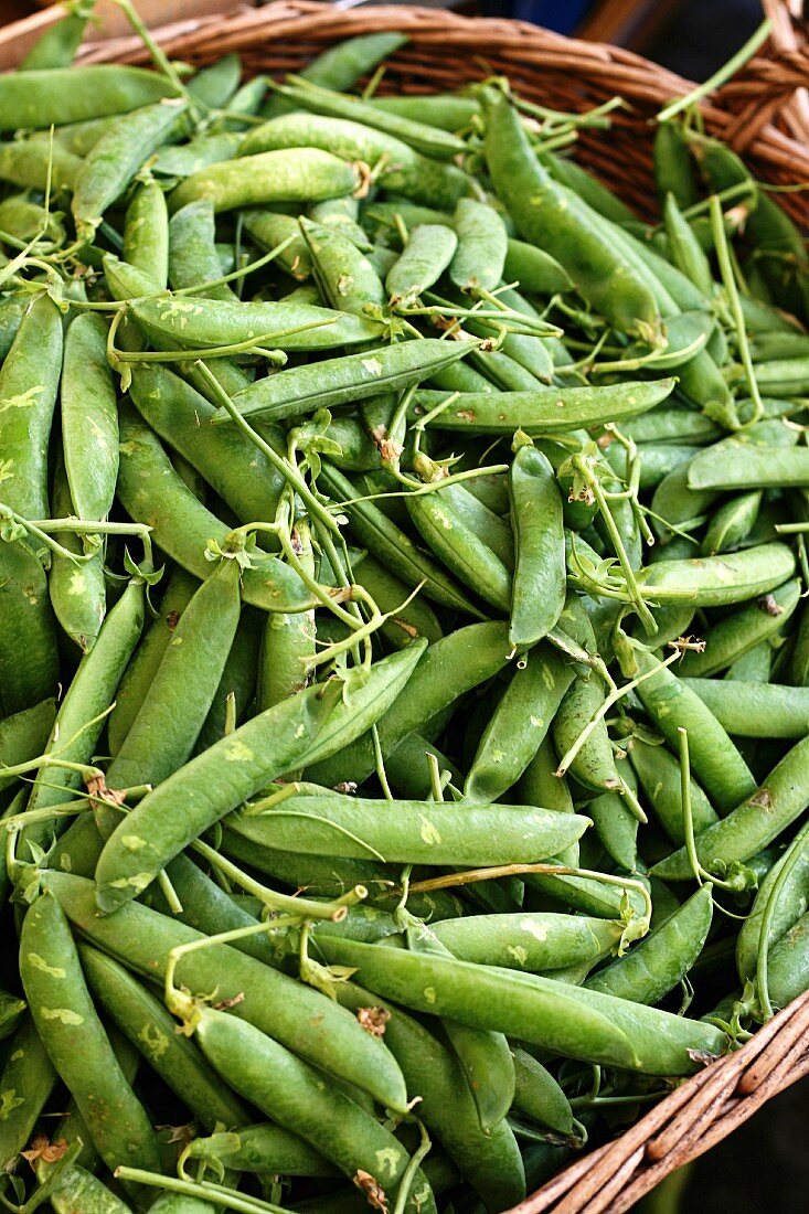A basket of pea pods