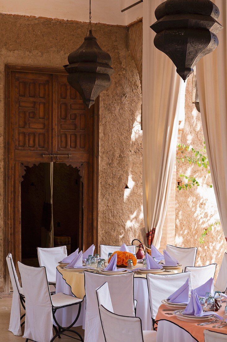 Beldi Country Club, Hotel complex on the outskirts of Marrakesh, Morocco, restaurant