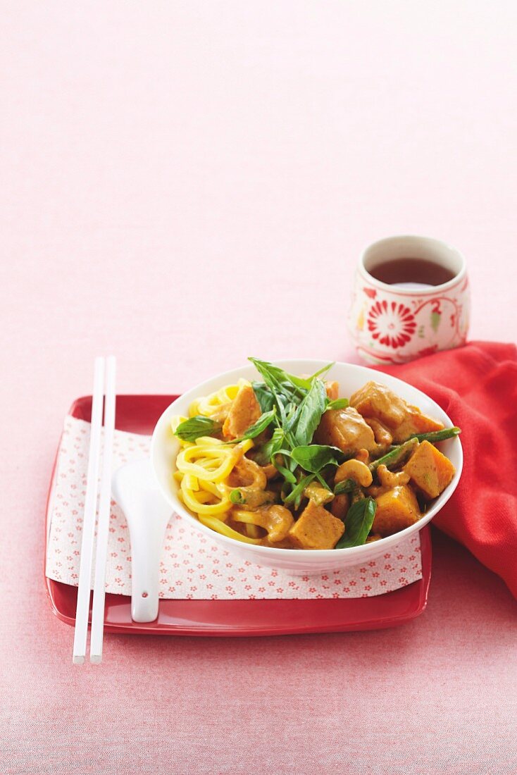 Pumpkin curry with hokki noodles