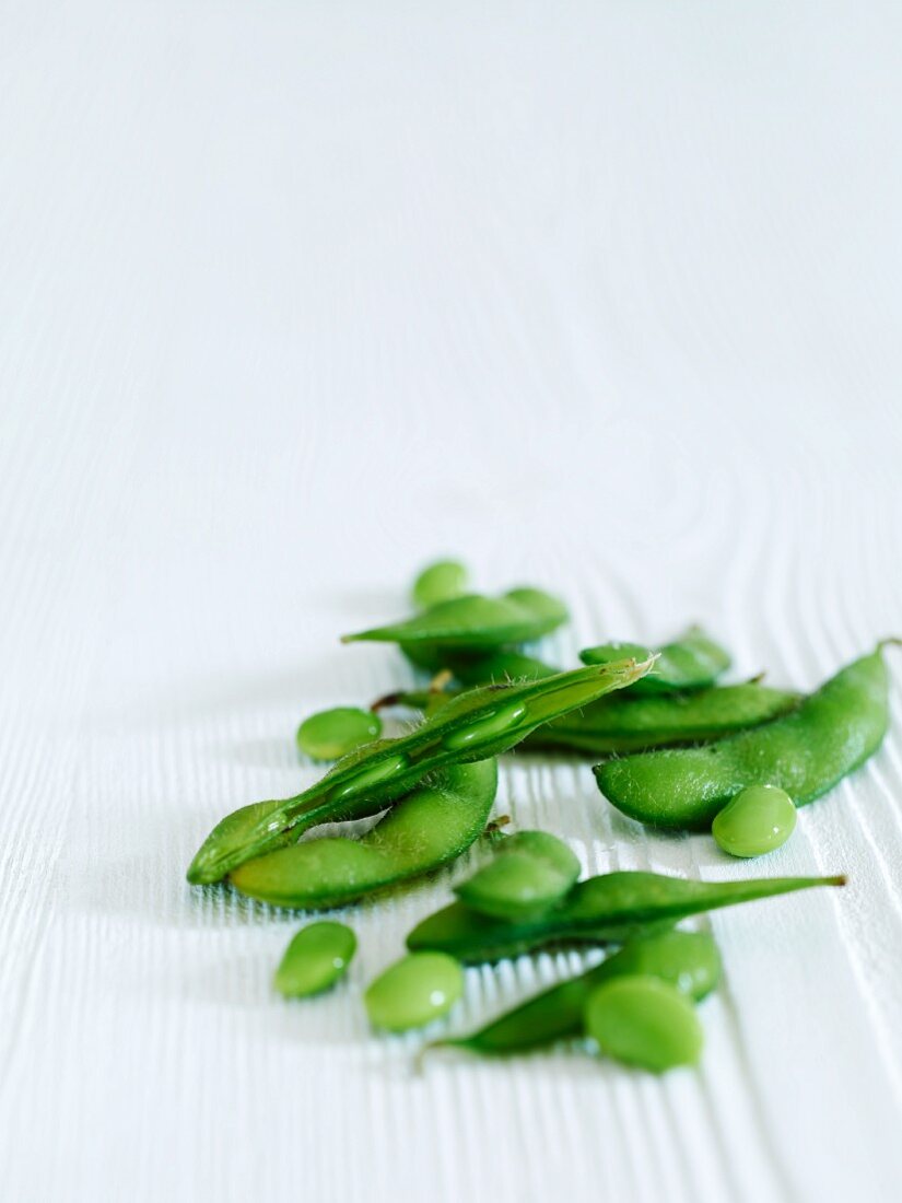 Green soya beans (edamame beans)