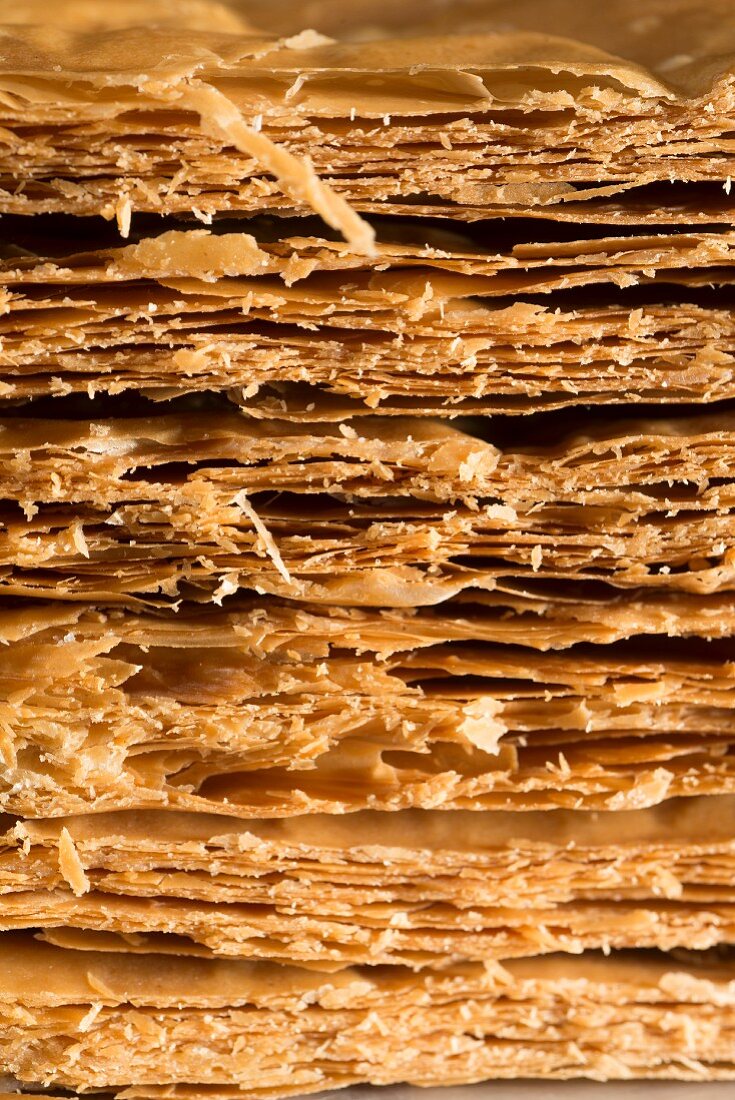 Layers of puff pastry (close-up)