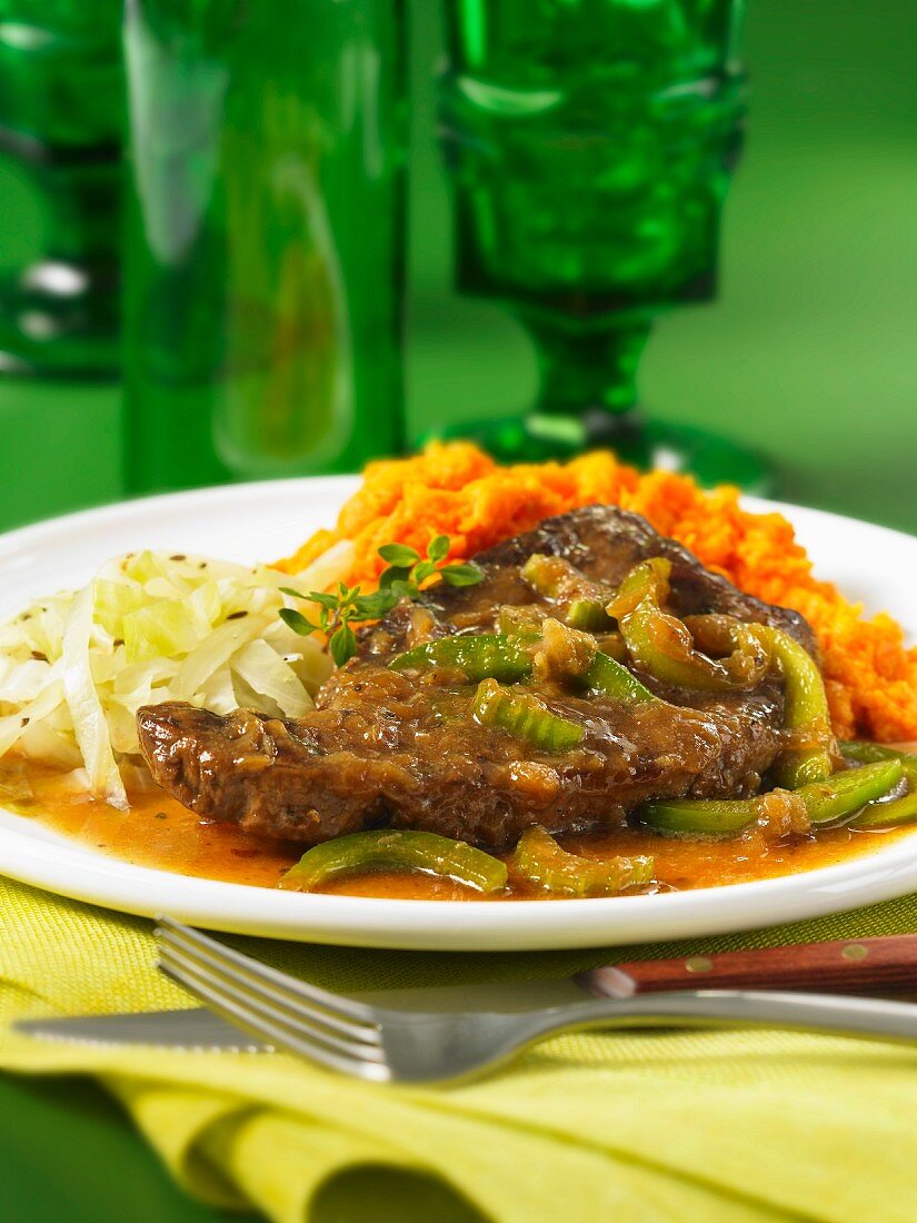 Roast beef with mashed carrots and coleslaw