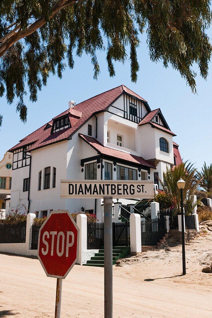Haus in der Diamantberg Strasse, Lüderitz, Namibia, Afrika