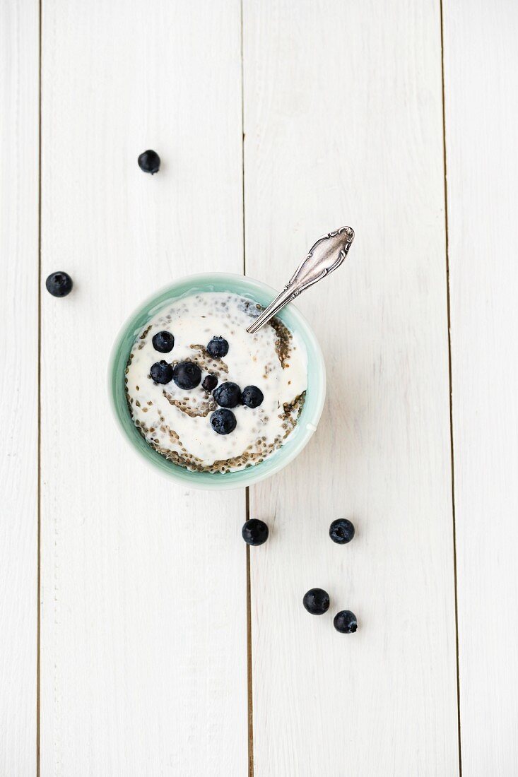 Vanilla yogurt with chia seeds and blueberries