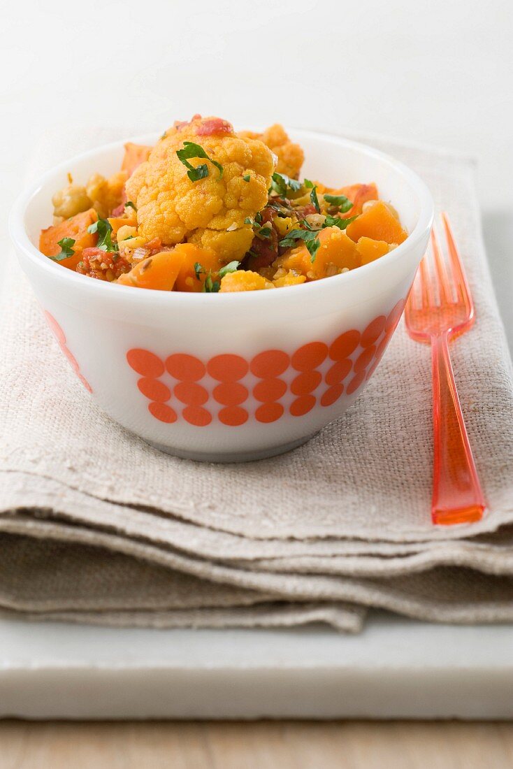 Cauliflower with turmeric and sweet potatoes