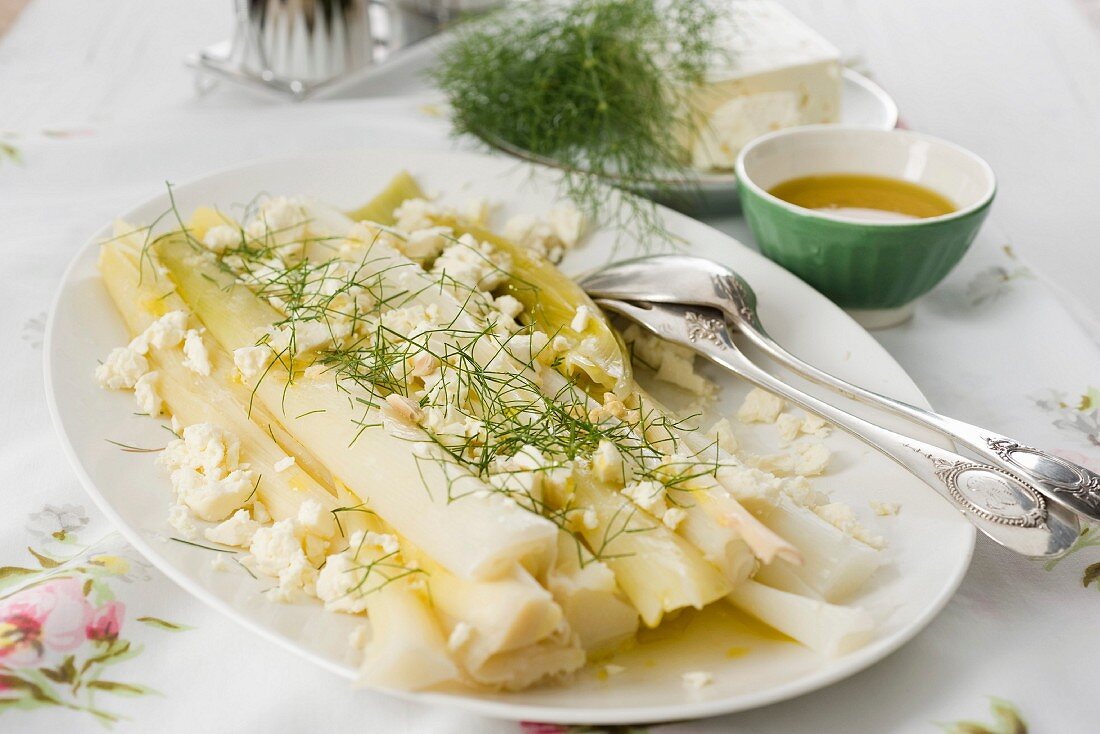 Leeks with feta and dill