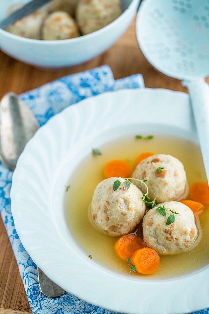 Chicken stock with bread dumplings (home remedy for colds)