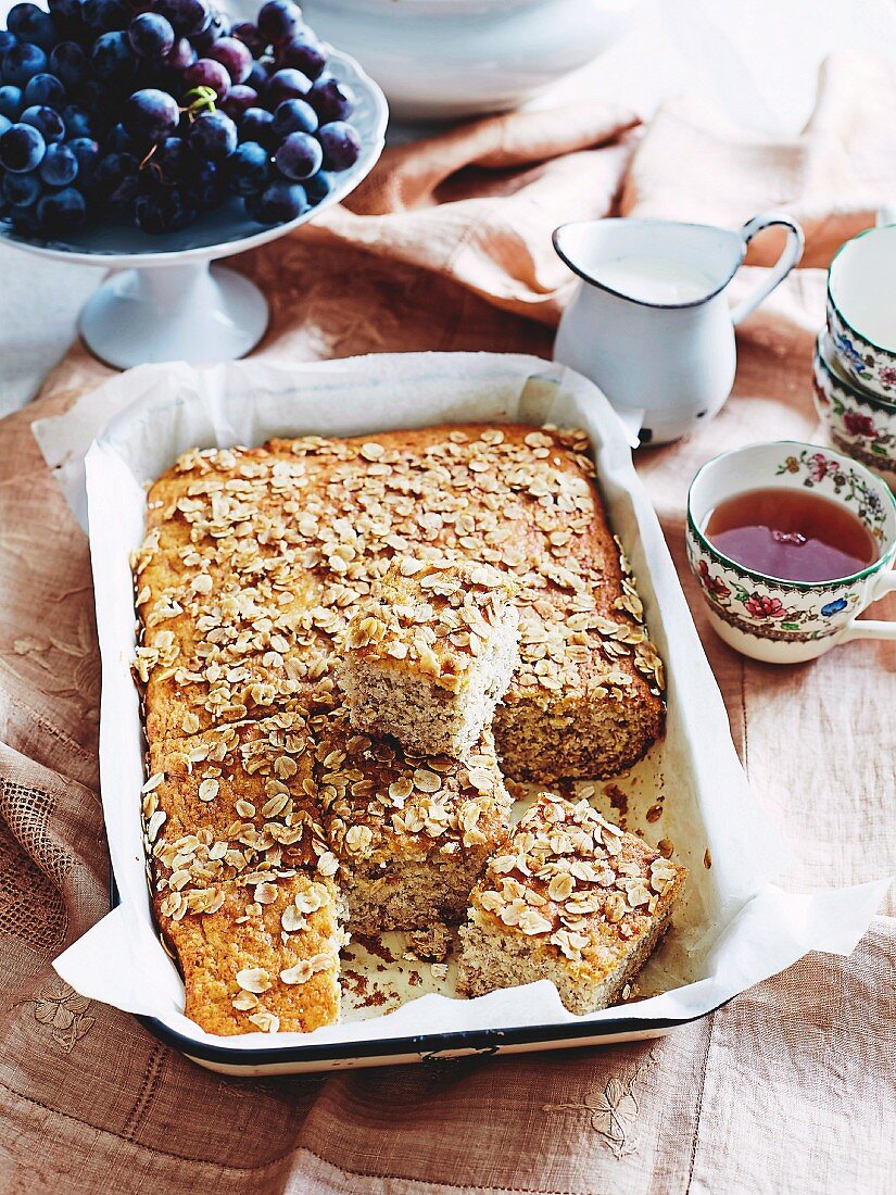 Banana cake with maple syrup and oatmeal