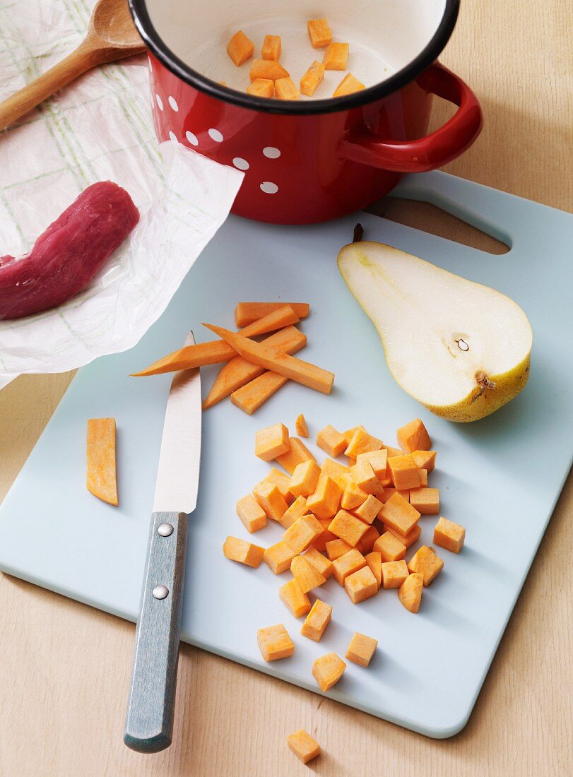 Beef fillet, sweet potatoes and pears as ingredients for baby food