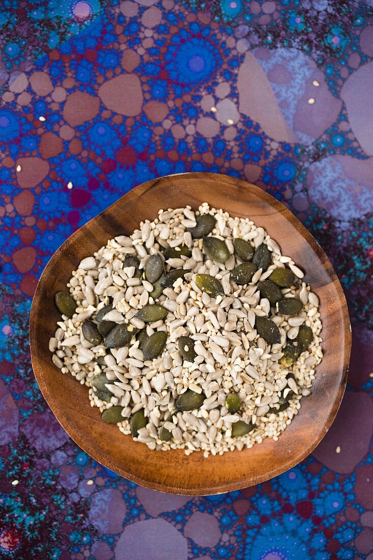 A mixture of various seeds (sunflower seed, pumpkin seeds, sesame seeds and cashews)