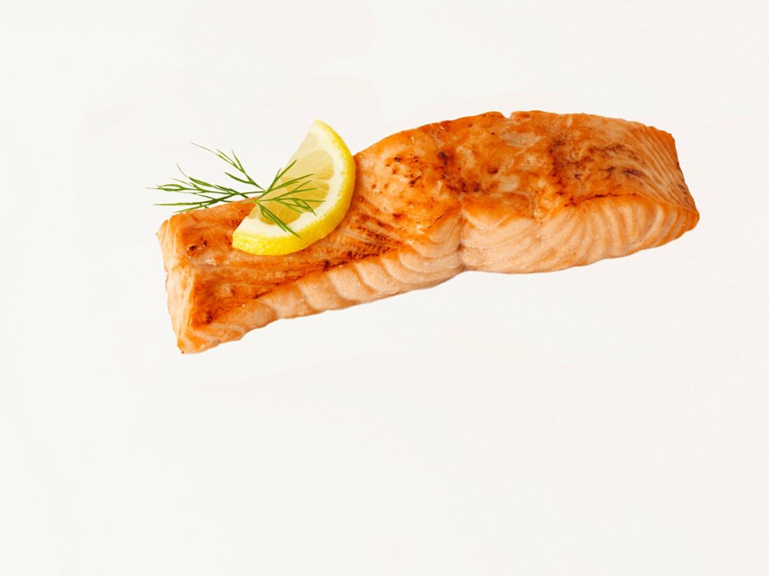 Roast salmon fillet with lemon and dill