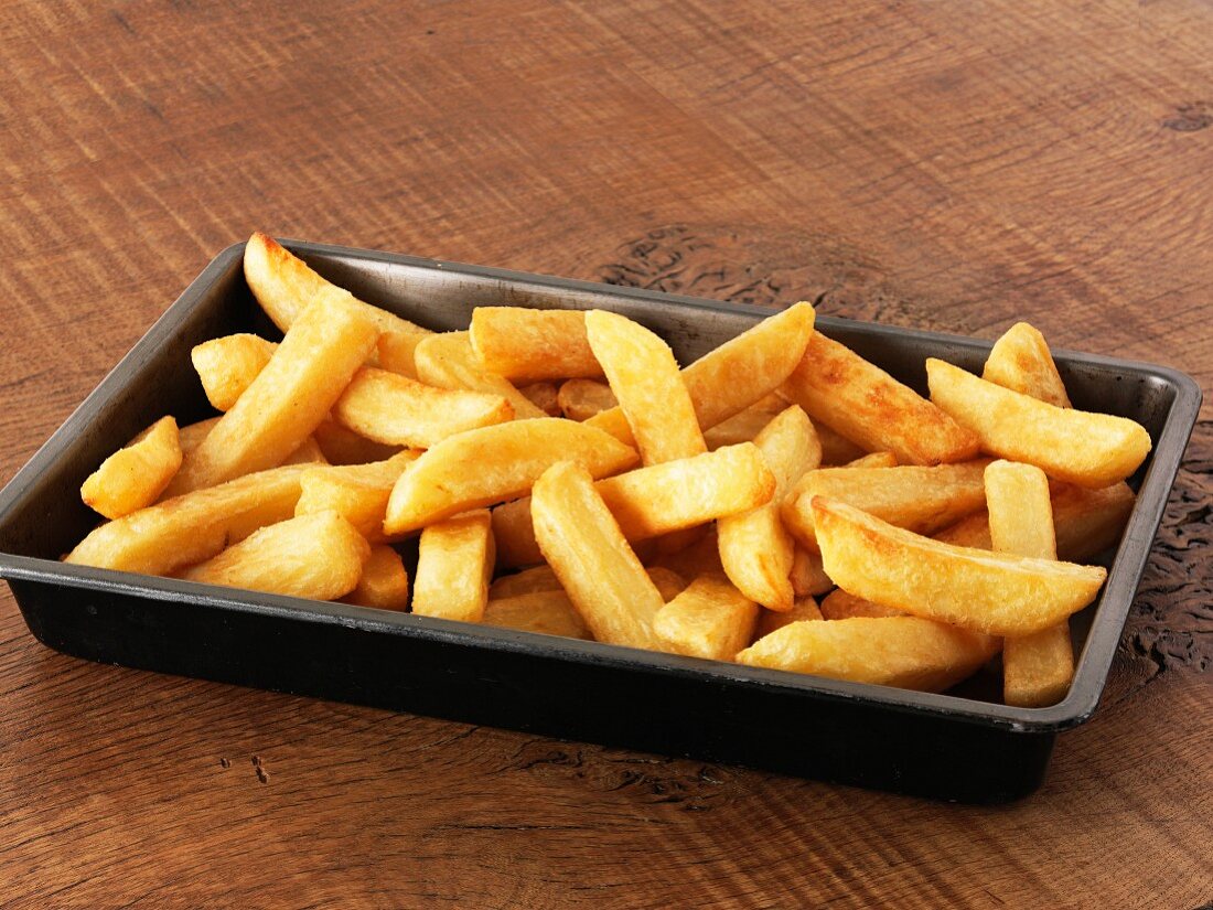 A tray of chips