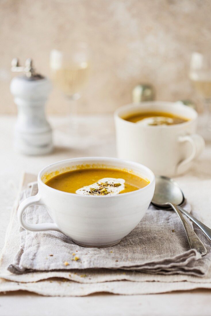 Carrot soup with pistachios