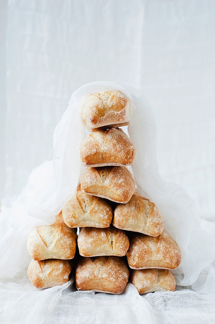 A pyramid of bread