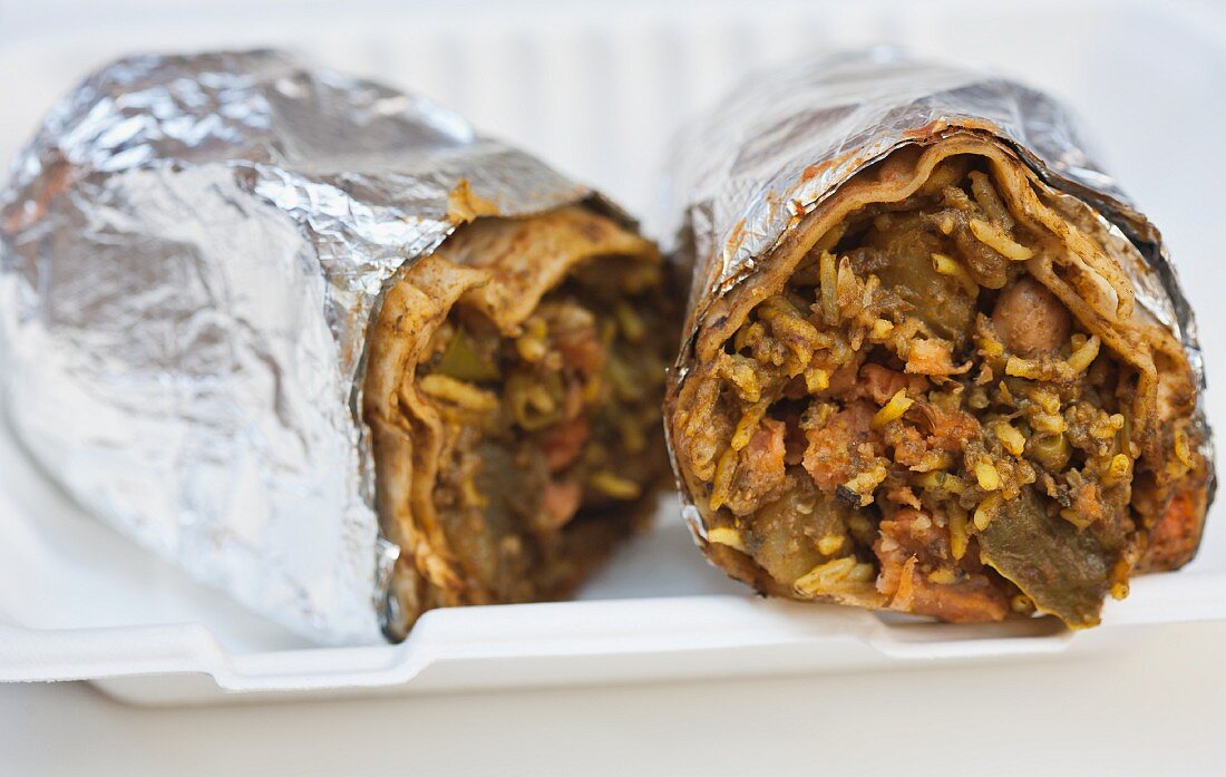Indian burritos in the Curry Up Now food truck (San Francisco, USA)