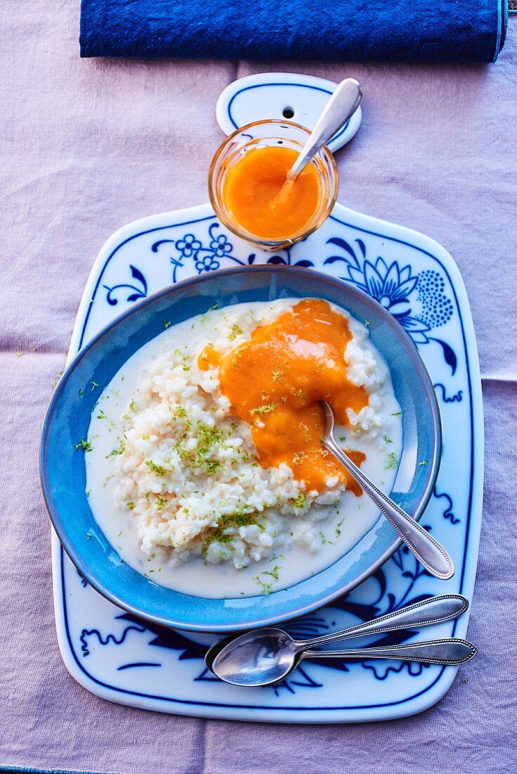Rice pudding with mango coulis