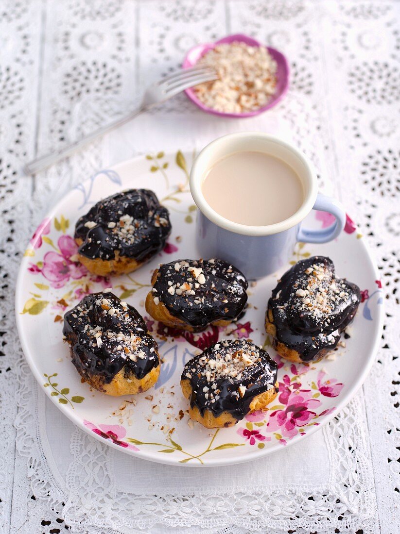 Mini eclairs with chocolate glaze