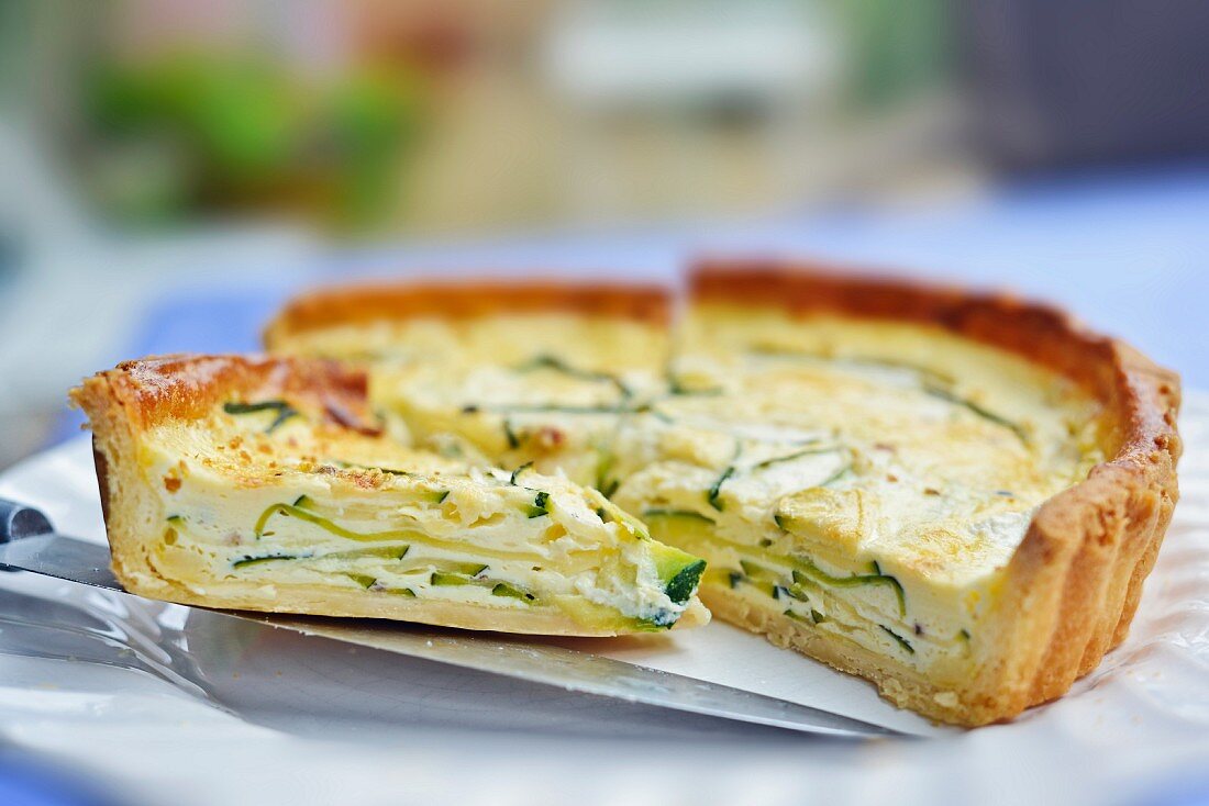 Courgette tart with cheese