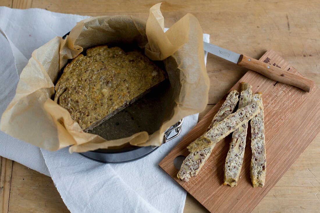 Quark and nut bread, sliced, in a baking tin