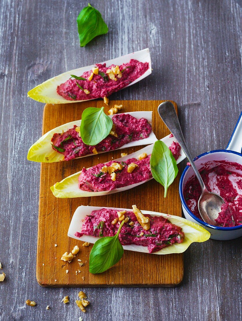 Chicory boats filled with beetroot and sheep's cream cheese