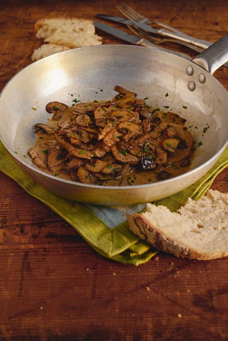 Italian scaloppine with marsala mushrooms