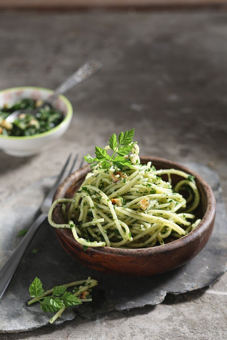 Linguini mit Bärlauchpesto