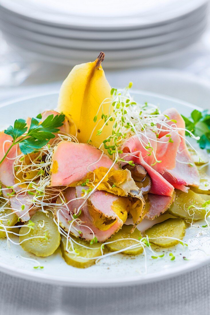 Ham salad with pear, gherkins and bean sprouts