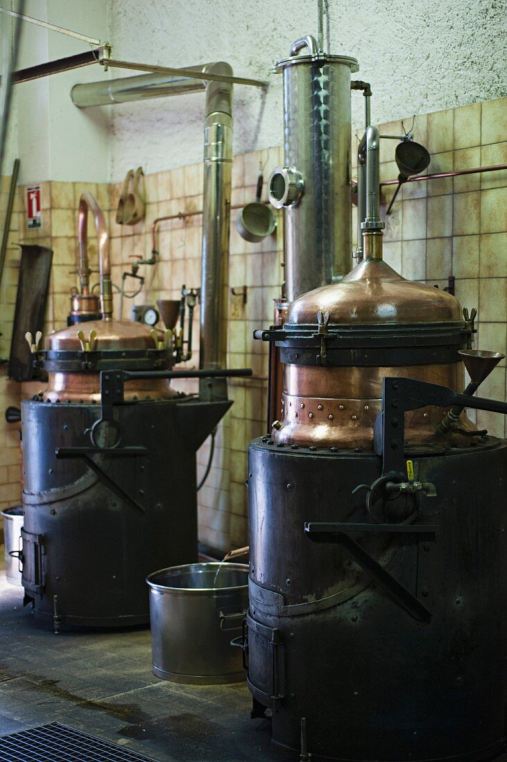 Die Distillerie, Phillipe Traber, Schnaps-Brennerei J.P. Metté in Ribeauvillé, Elsass