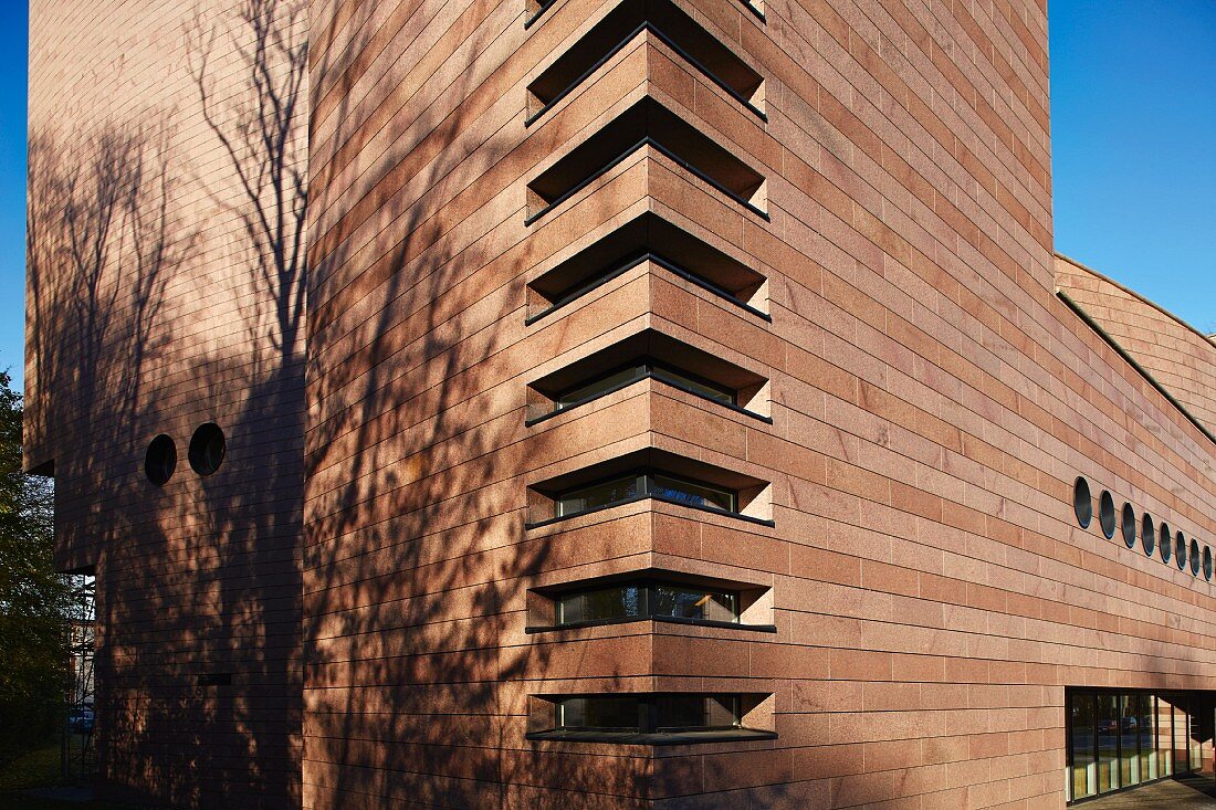 Vertriebsgebäude der HARTING Deutschland GmbH & Co. KG in Minden, es wurde von dem Schweizer Architekten Mario Botta entworfen, Minden