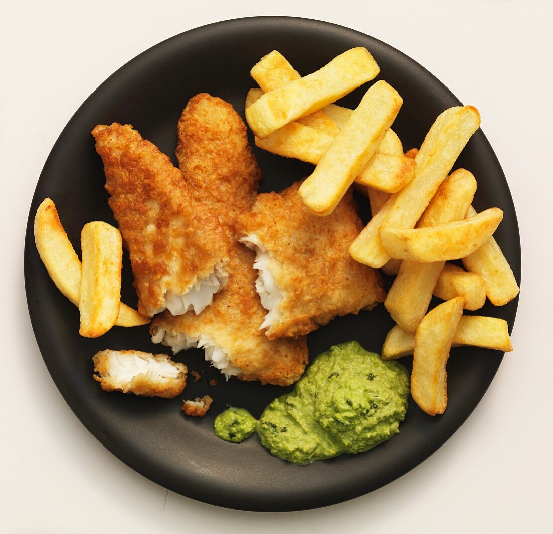 Fish and chips with mushy peas