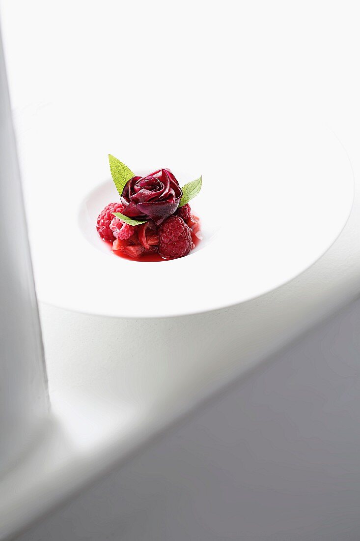 A berry dessert at the restaurant 'Oscillate Wildly'