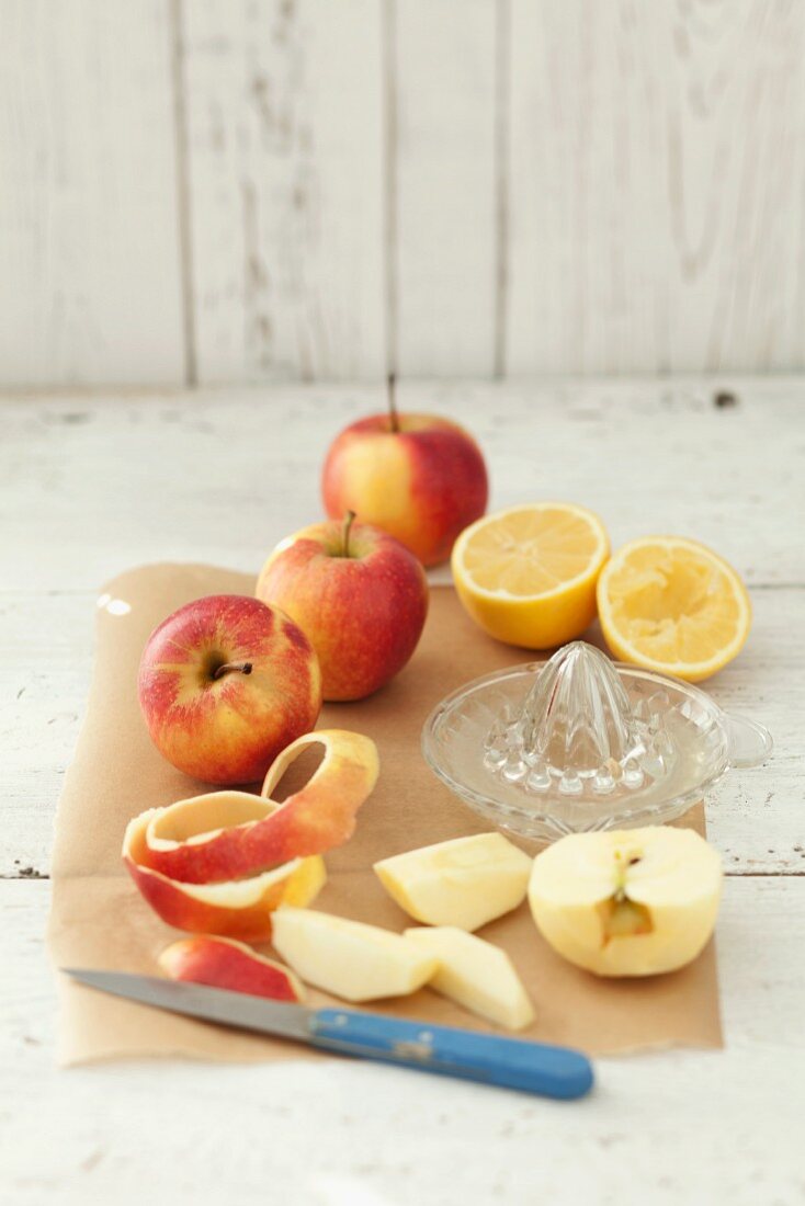 Gala apples, partly peeled