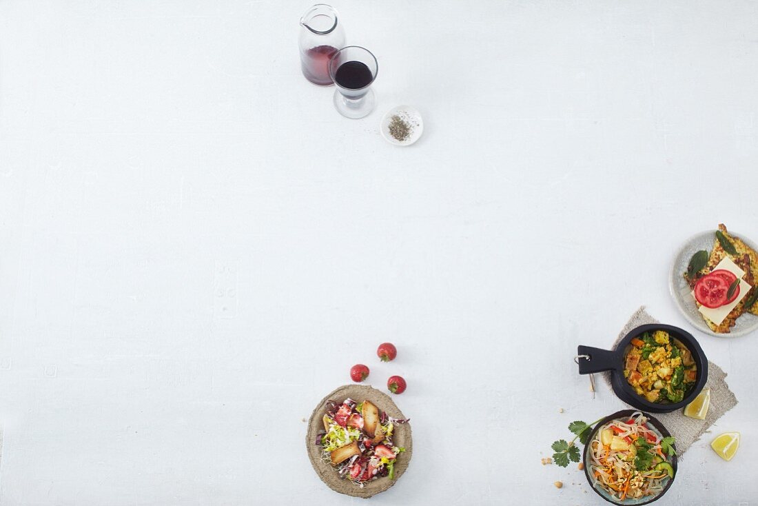 Various small vegetarian dishes (seen from above)