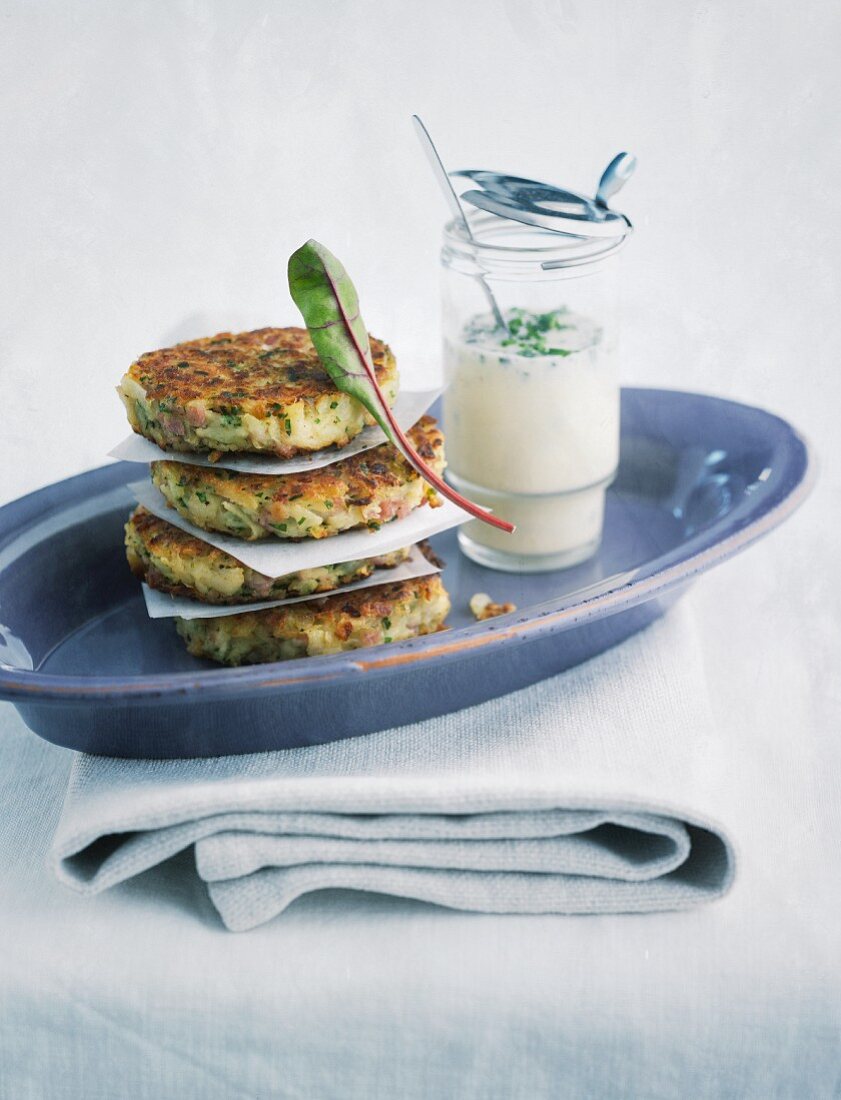 Kohlrabi fritters with a chive and honey dip