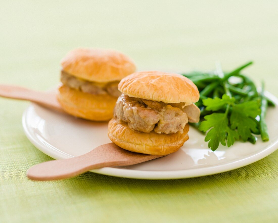 Veal sweetbread patties