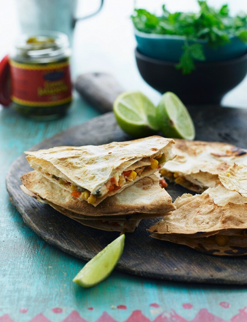 Quesadillas with limes