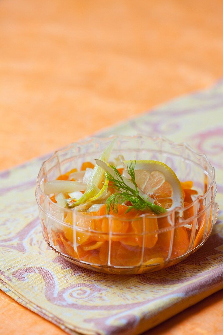 Marinated carrots with fennel and lemon