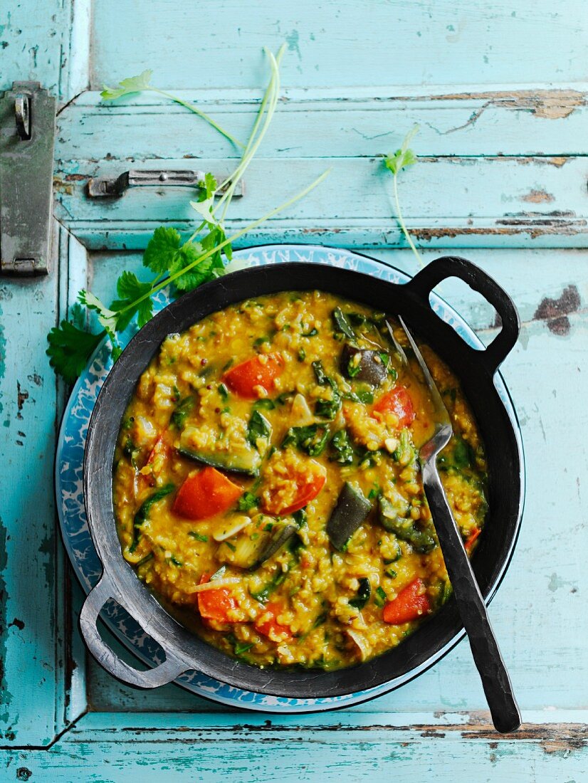 Dhal with spinach and tomatoes (Bombay, India)