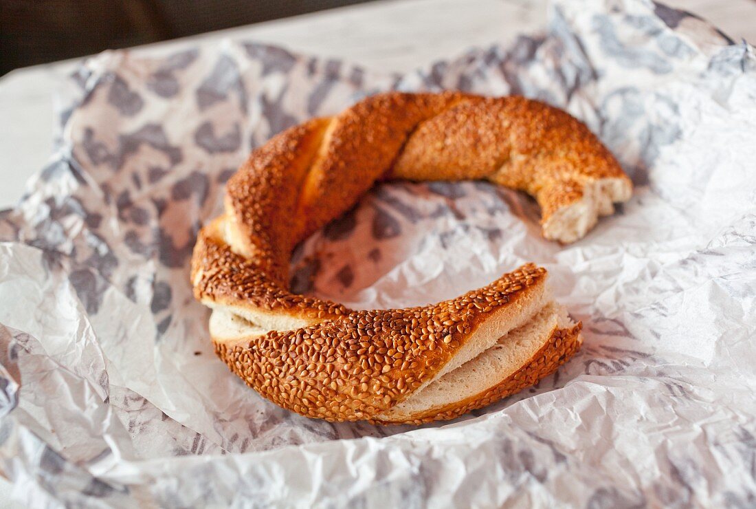 Simit (traditional Turkish street food)