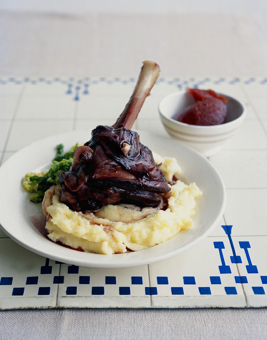 Leg of lamb on a bed of mashed potatoes