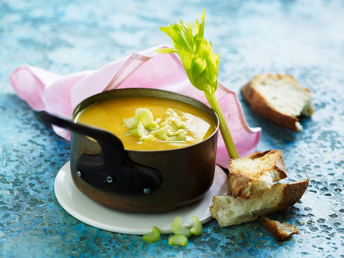 Cream of vegetable soup with celery