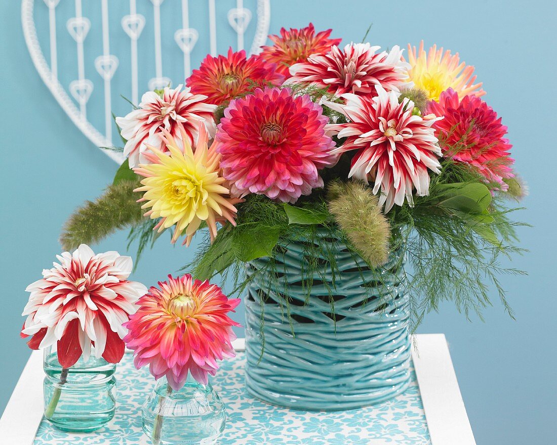 Bouquet of mixed dahlias