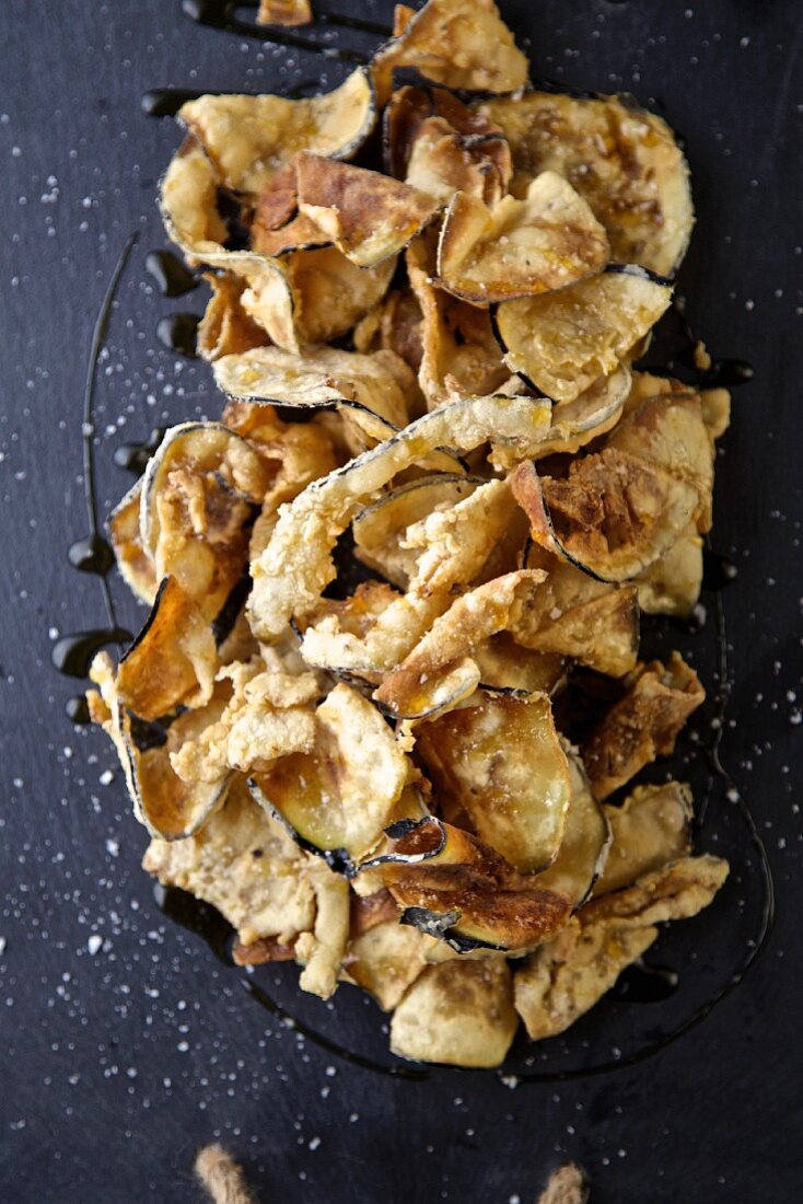 Aubergine chips with wildflower honey and sea salt (Italy)