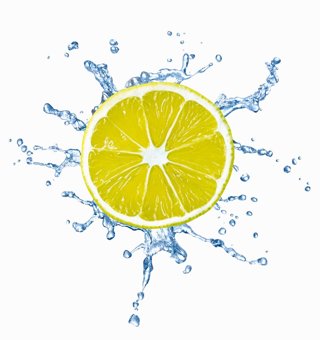 A slice of lemon with a splash of water