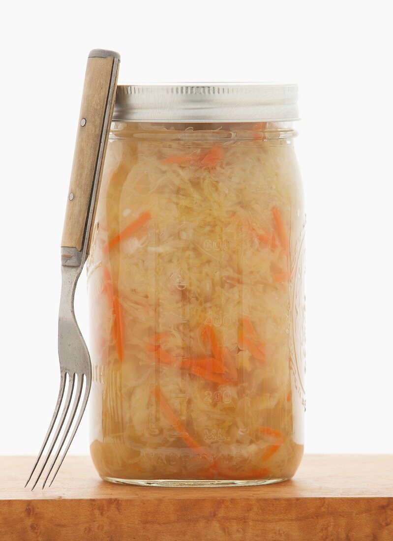 Hausgemachtes Sauerkraut im Einmachglas